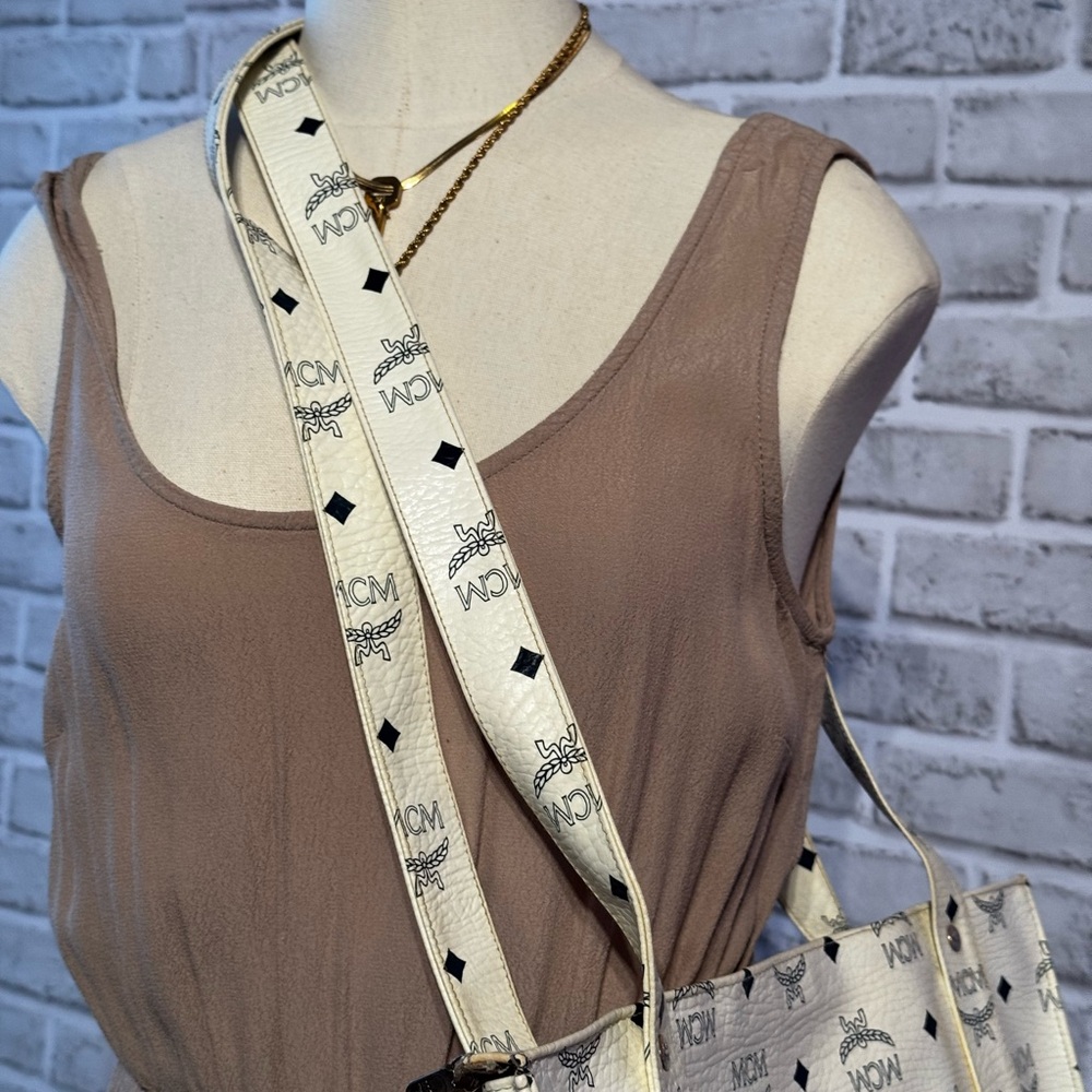 MCM Visetos White Monogram Large Shoulder Tote Shopper Bag - Picture 9 of 11